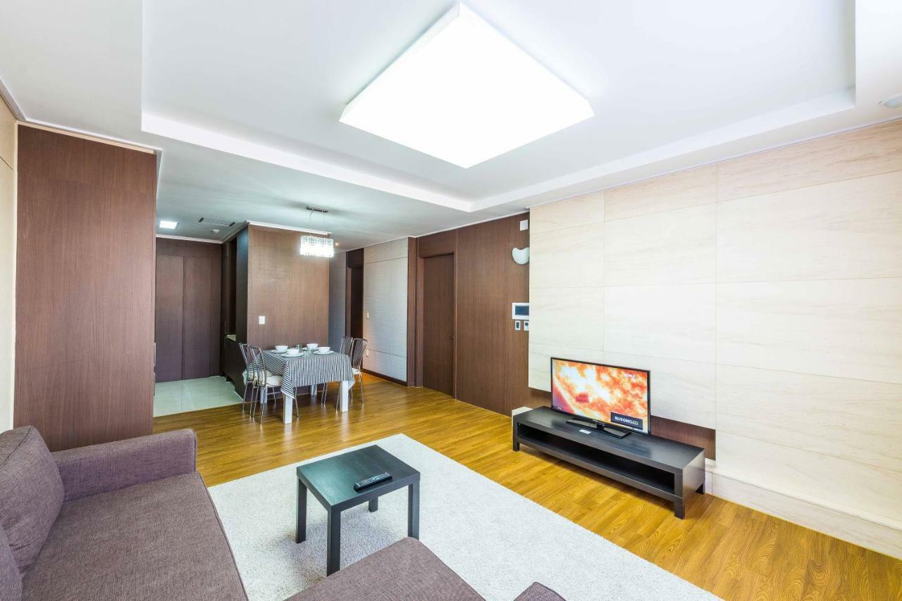 The Address Highvill 2 Apartment Astana Bagian luar foto